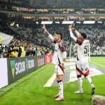 ¡Carrascal desata la locura! Flamengo vence a Corinthians y lidera el Brasileiro