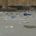 ¡Desestrésate rompiendo! Descubre el nuevo smash room en South Burlington