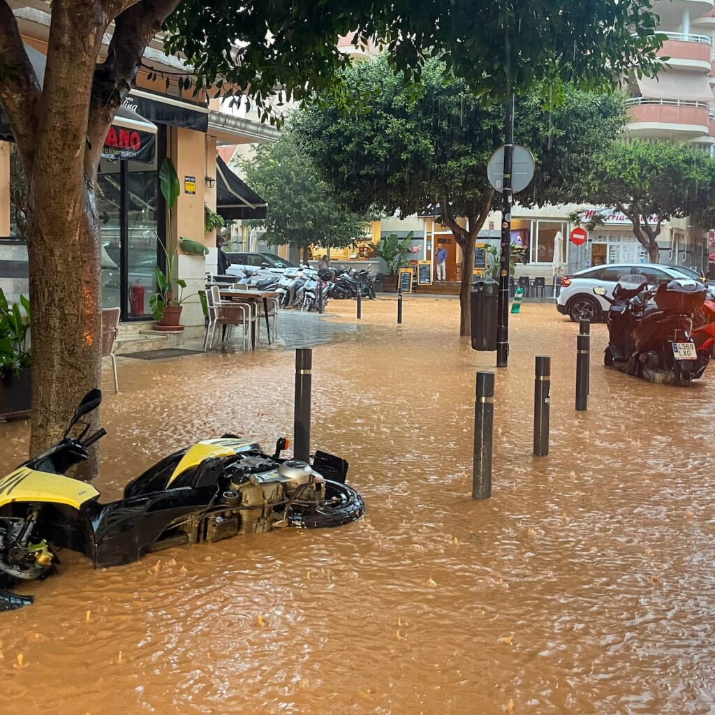 El temporal se ceba con Ibiza y Formentera: ¡graves daños y rescates!