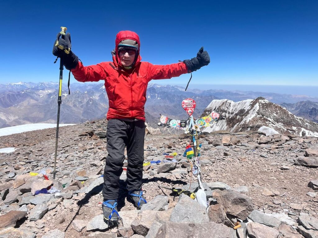 ¡Increíble! Carlos Soria, 86 años, conquista el Manaslu tras 52 años de intentos