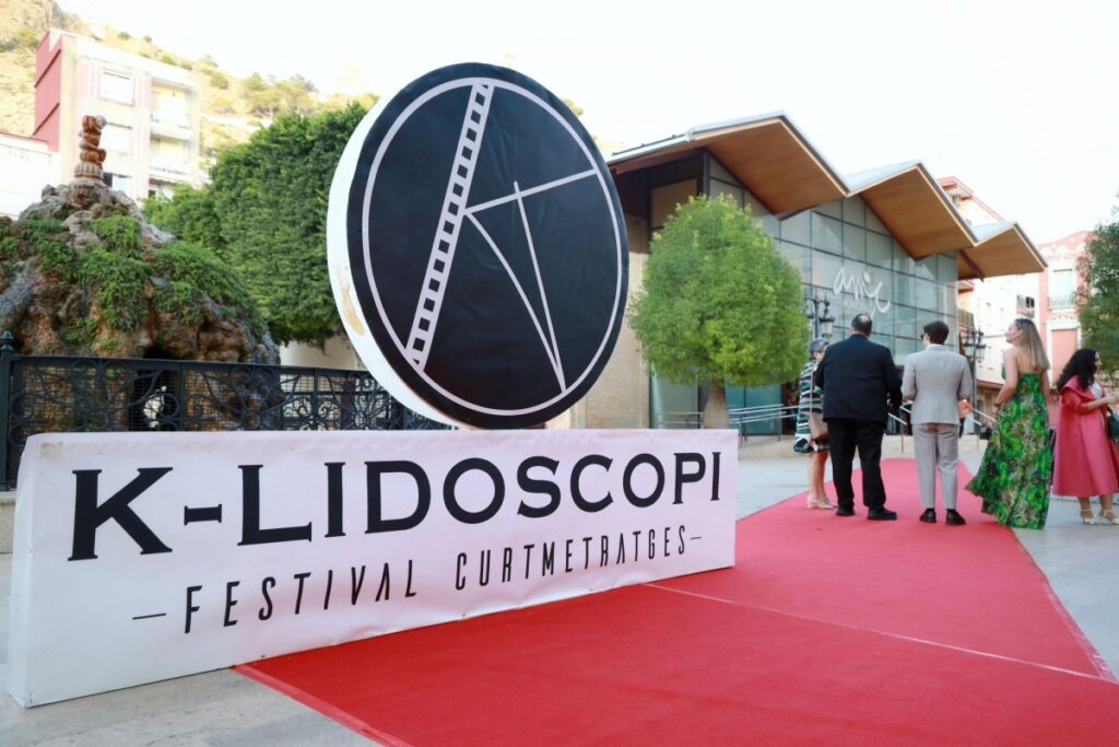 K-Lidoscopi sorprende: Petra Martínez y Manuel Martín Cuenca al mando