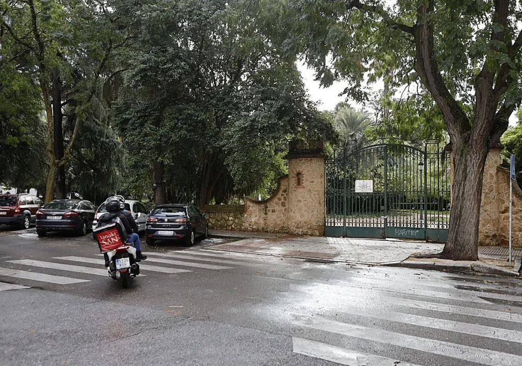 Badajoz cierra sus parques y jardines por el fuerte viento: ¡Lo inesperado!